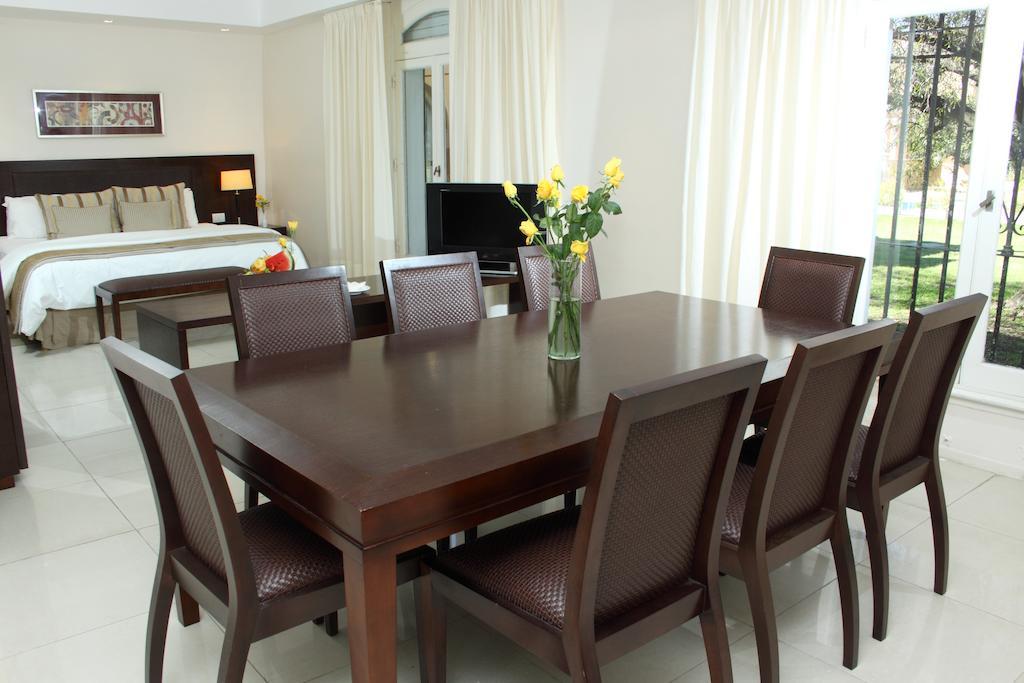 Colonial San Nicolás Hotel 4*